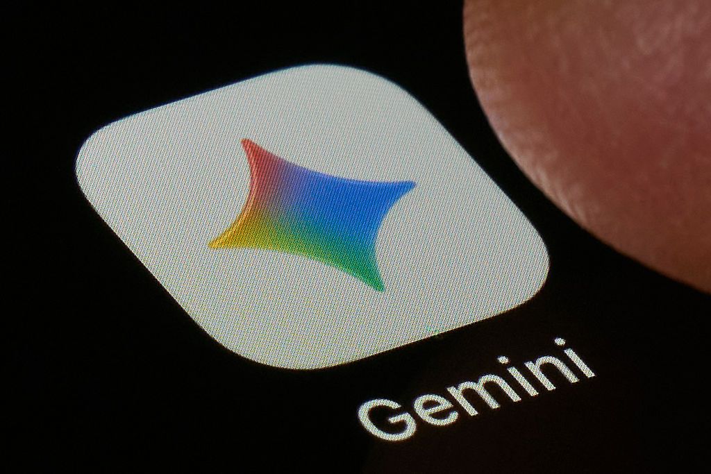 Gemini cán mốc 1 tỷ người dùng — Google có sản phẩm tỷ user thứ 14